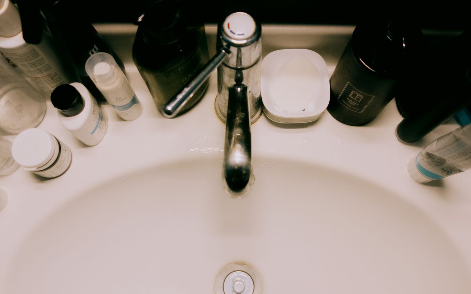 Best Toiletry Bags for Flights and Hotel Bathrooms