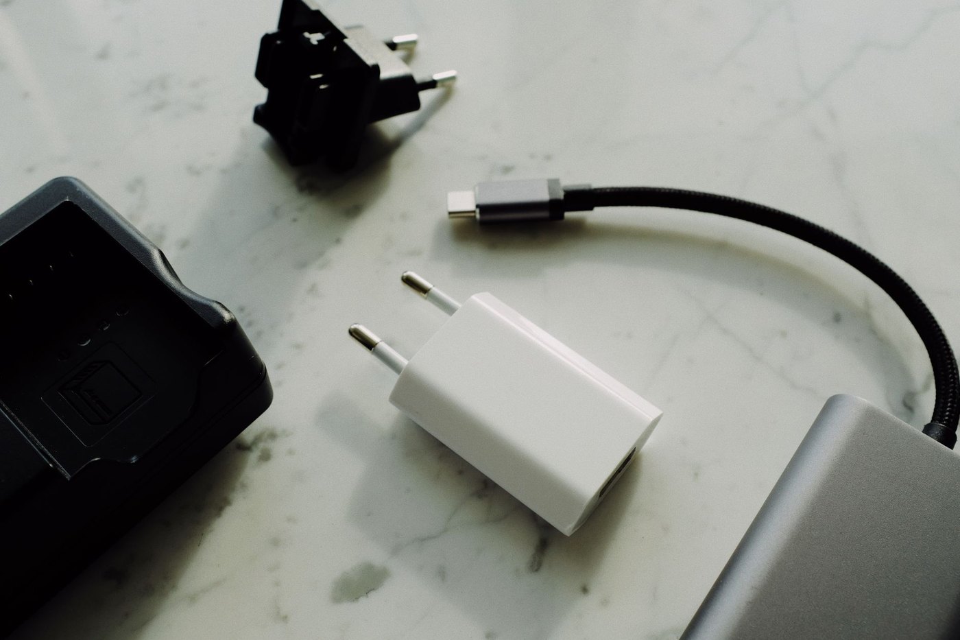 Packing setup for Best Travel Adapters for US and UK Travelers
