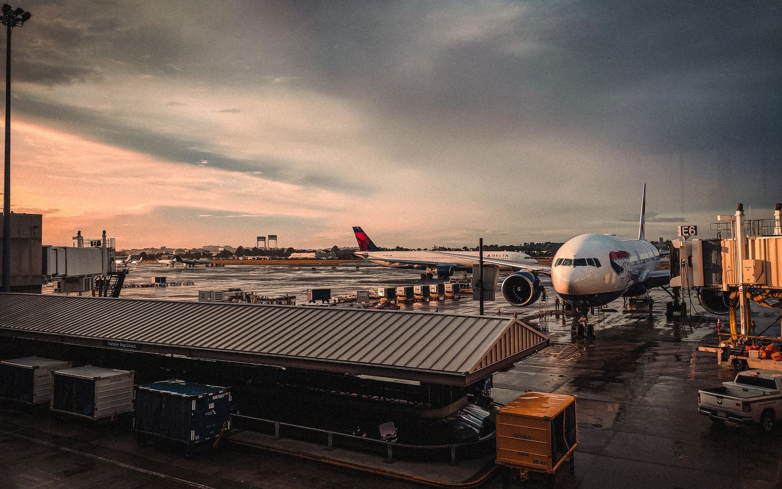 Best Travel Pillows for Flights and Trains