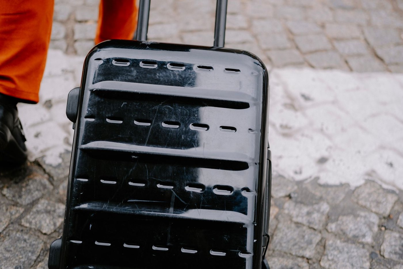 Detail image for Carry-On Size Guide for US and UK Travelers