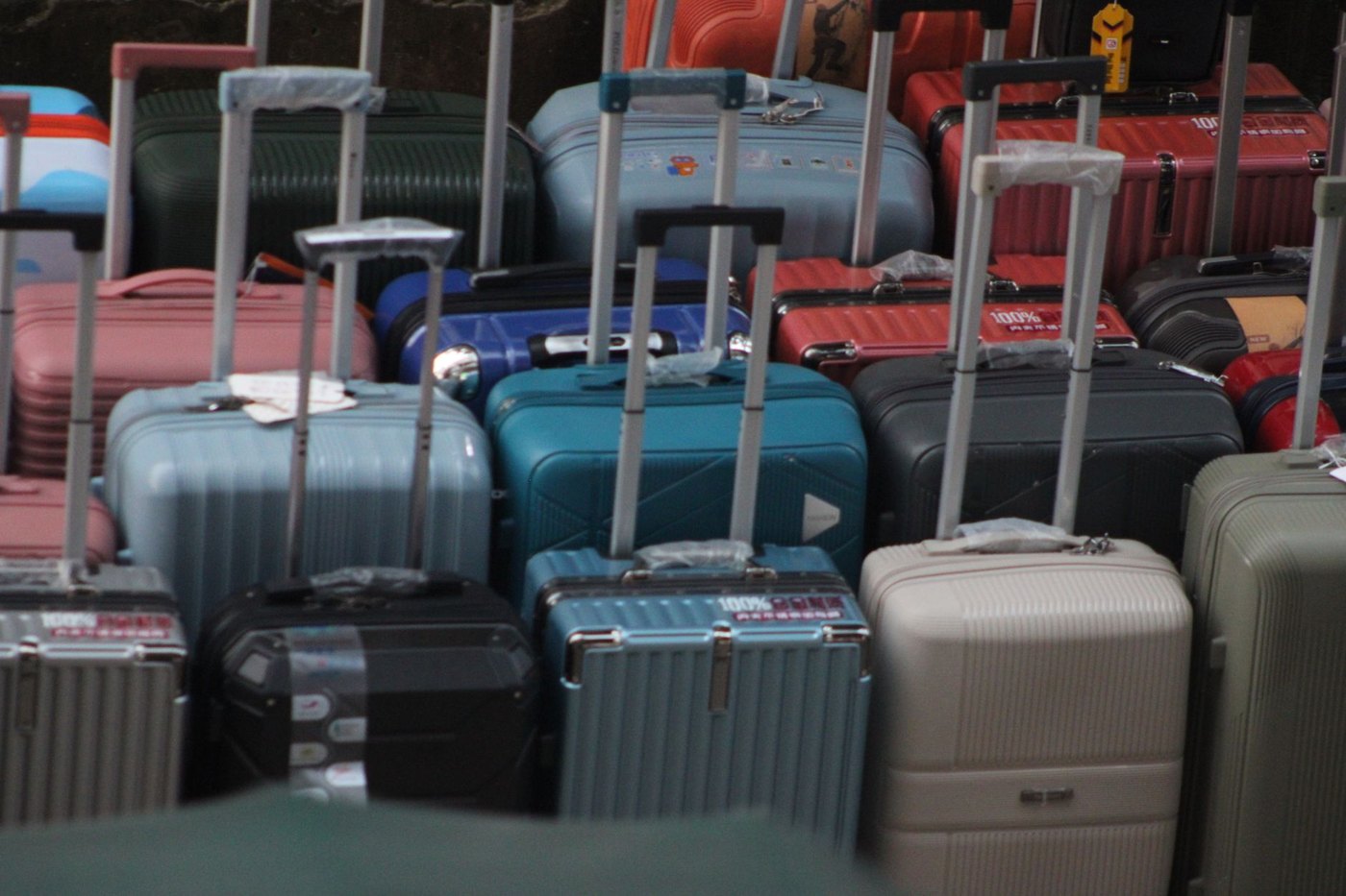 Packing setup for Hard-Shell vs Soft-Side Carry-On Luggage